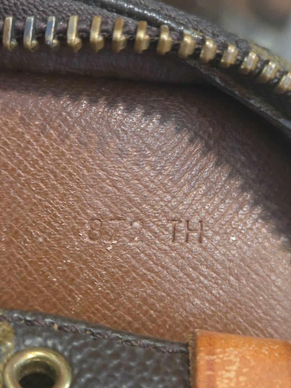 Louis Vuitton Monogram Amazone Crossbody Bag | Vintage | Authentic | COA - Picture 15 of 15